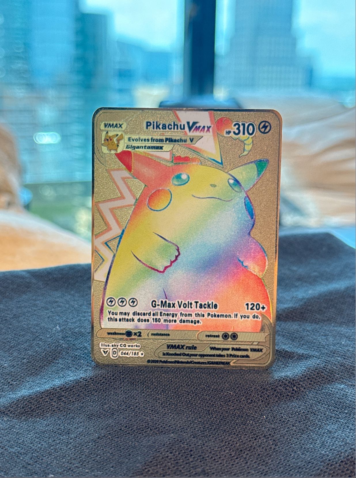 Pikachu VMAX Rainbow Gold Metal Replica Card – Fan Display Edition – Collector’s Item