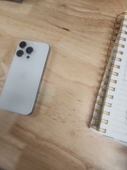 Iphone 15 pro 512gb  unlock any sim