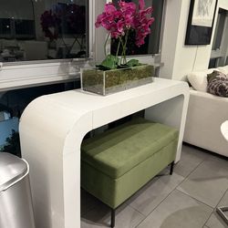 White Console table