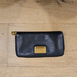 Marc Jacobs Zip Wallet