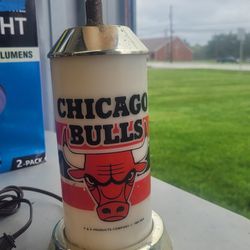 Chicago Bulls Vintage Lamp