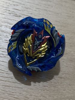 HASBRO Cho-Z Valtryek / Valkyrie Burst Surge PRO SERIES Beyblade