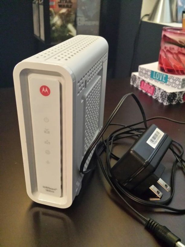 SURFboard SB6141 Cable Modem