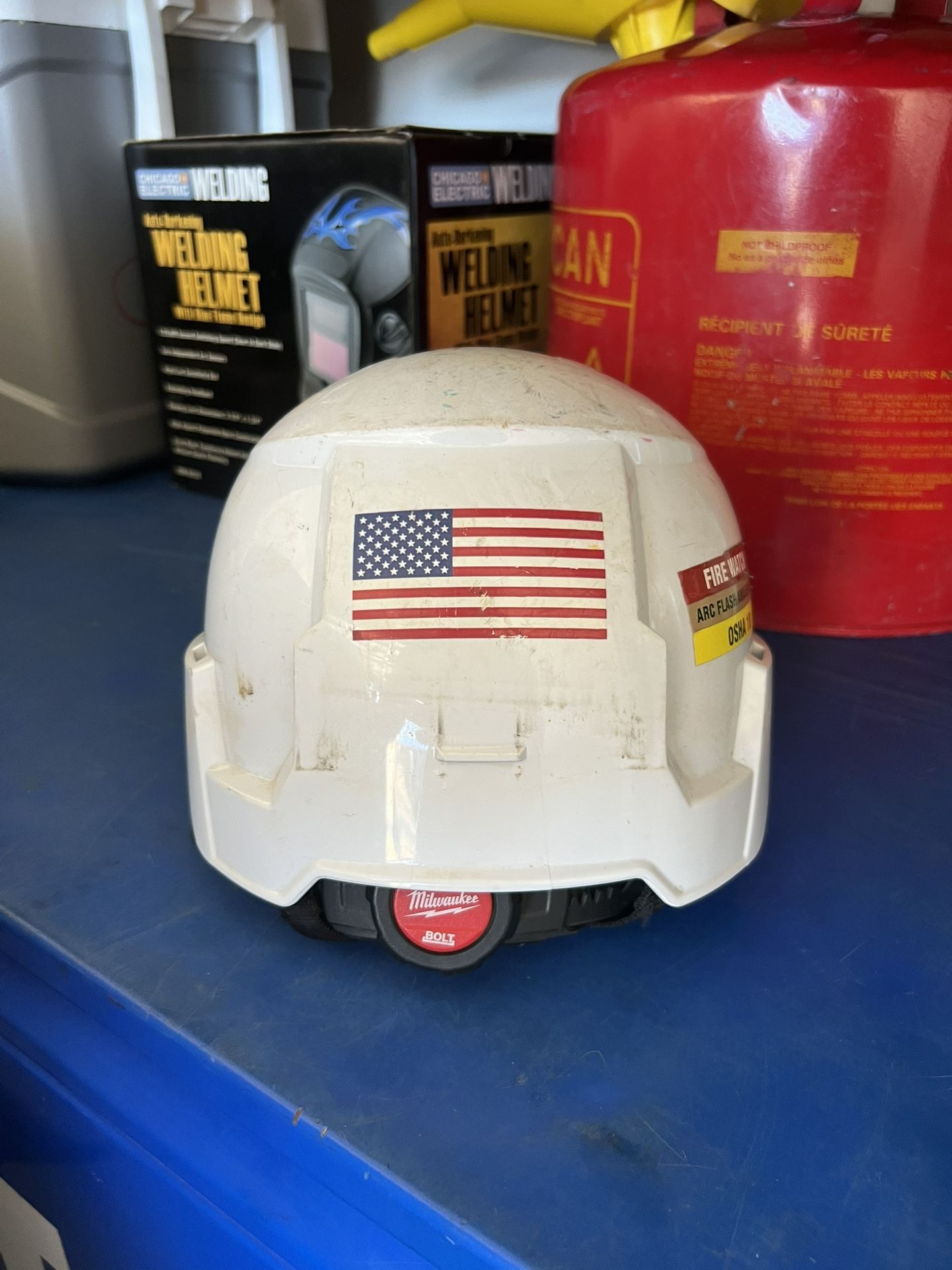 Type 2 Milwaukee hard hat with straps