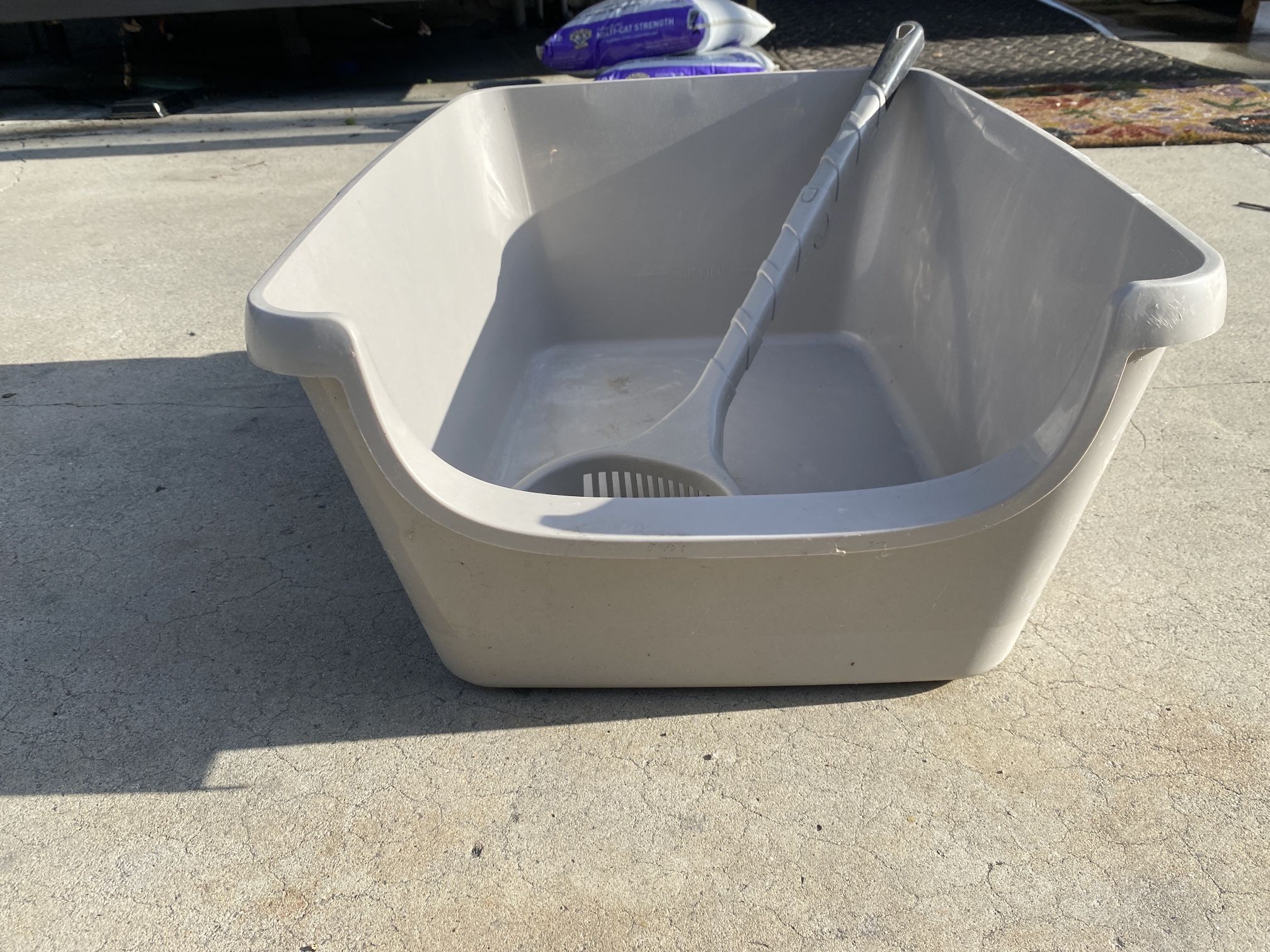 Cat Litter And Large Litter Box With Scoop- FREE