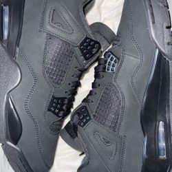JORDAN 4 BLACK CAT