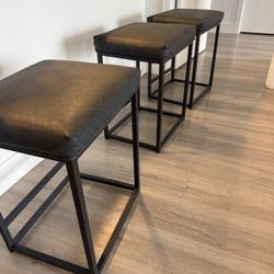 3 Bar Stools 
