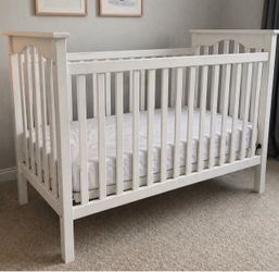 LIKE NEW Pottery Bark Kids Kendall Convertible Crib