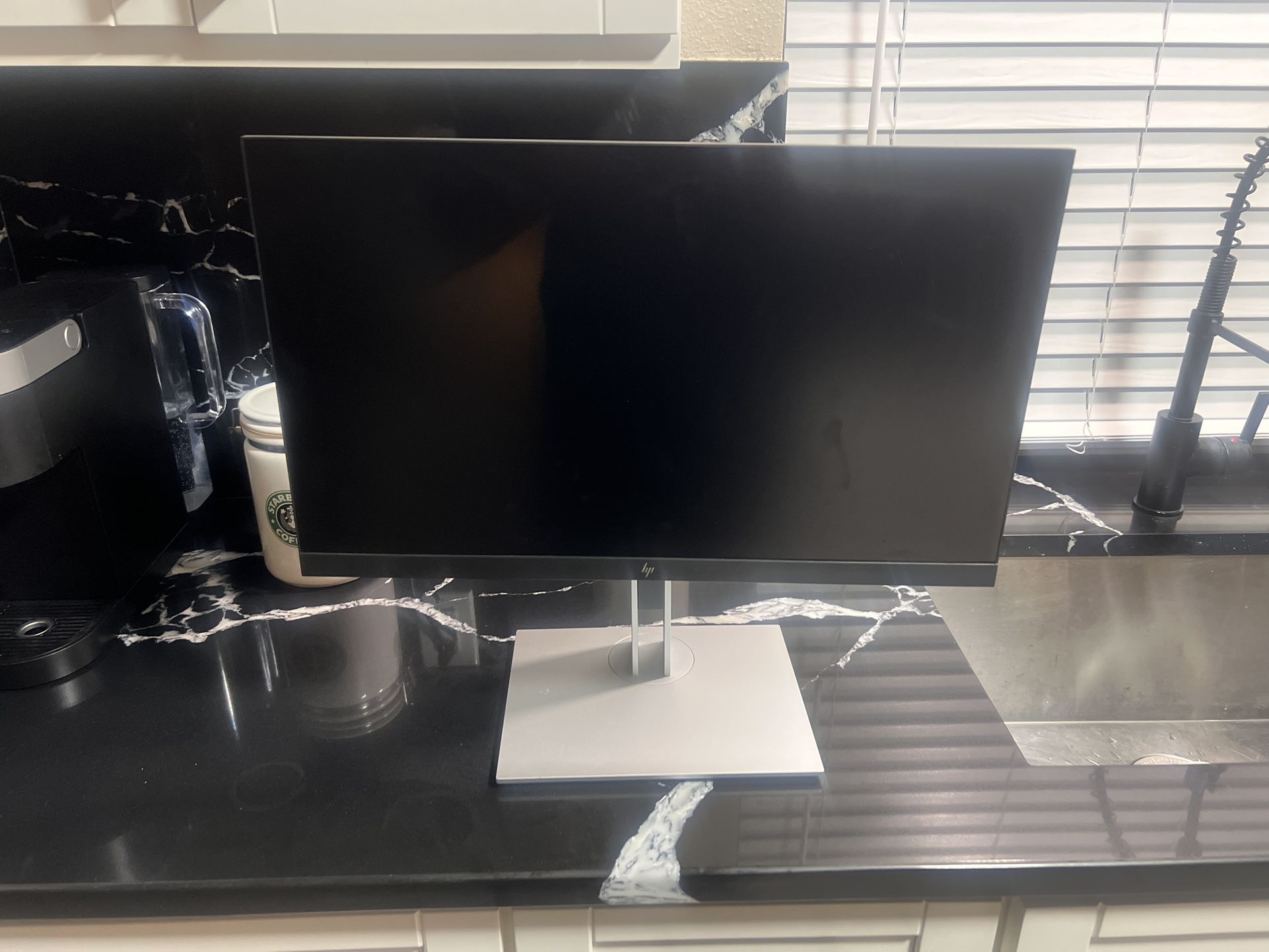 HP E23 G4 FHD Monitor
