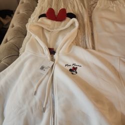 Limited edition Valentines Day Disney Lounge Outfit 