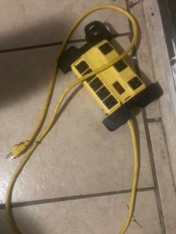 Muti plug cord