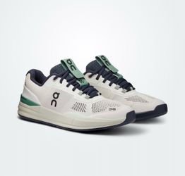 On Roger Court Shoes