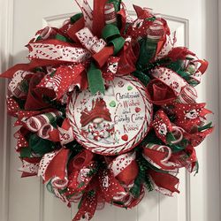 Christmas Wishes & Candy Cane Kisses Gnome Wreath