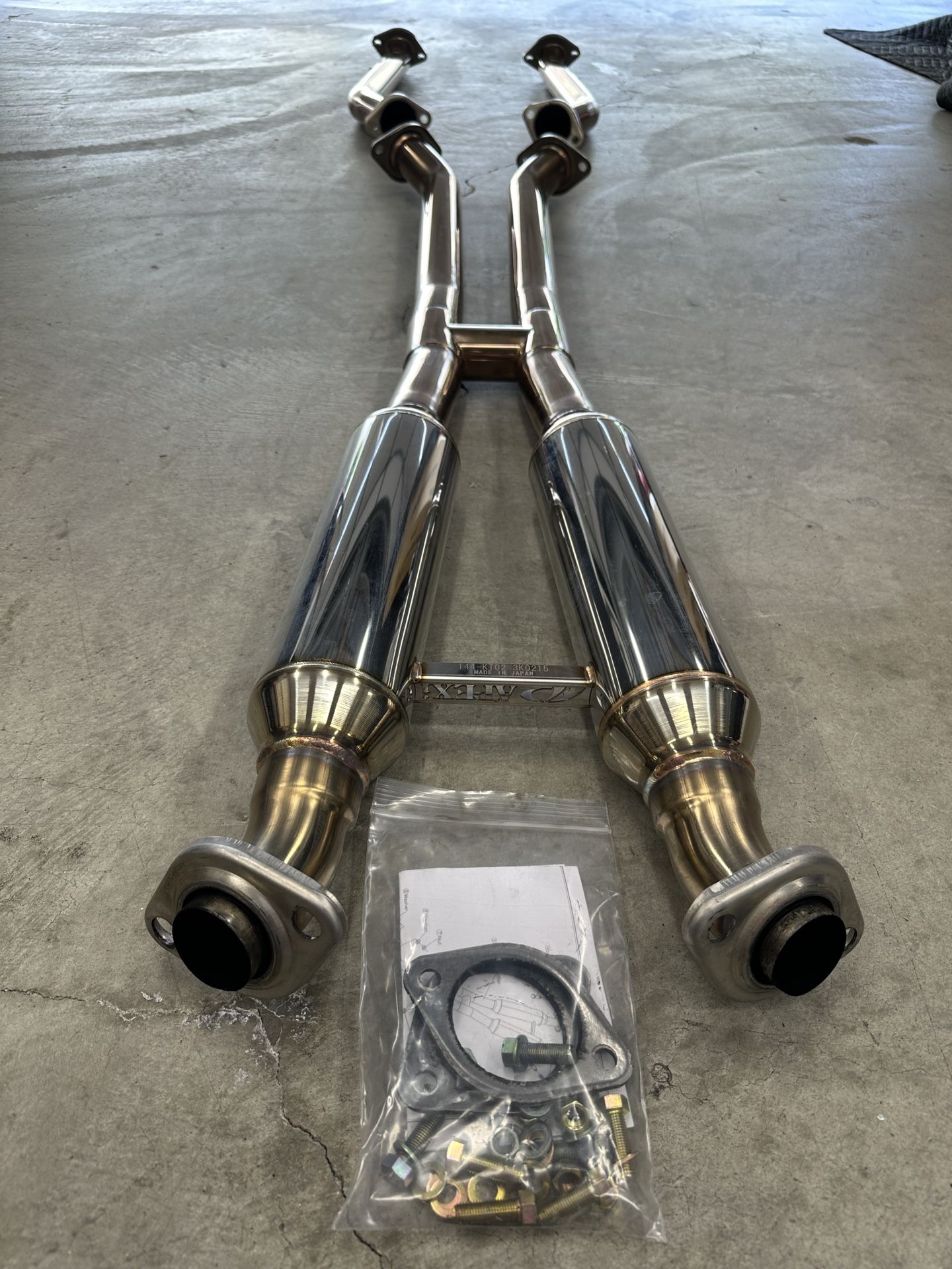 Apexi N1 Evo Extreme Mid-Pipe - Lexus IS350/IS300/IS250