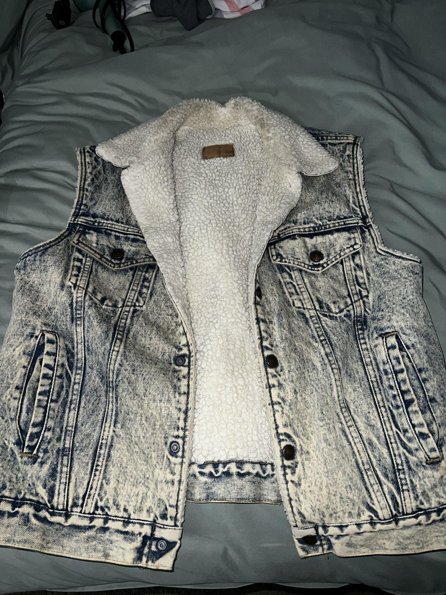 Levi’s Trucker Vest Sherpa Lined Vintage 80s