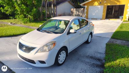 2014 Nissan Versa
