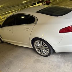 2011 Jaguar XF s