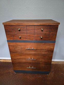 4 Drawer Dresser