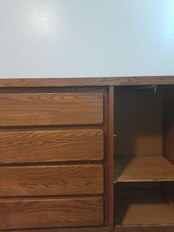 Cabinet dresser