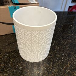Felix Wastebasket
