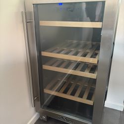 Thor Kitchen Wine Refrigerator, Dual Zone 40 Bottle