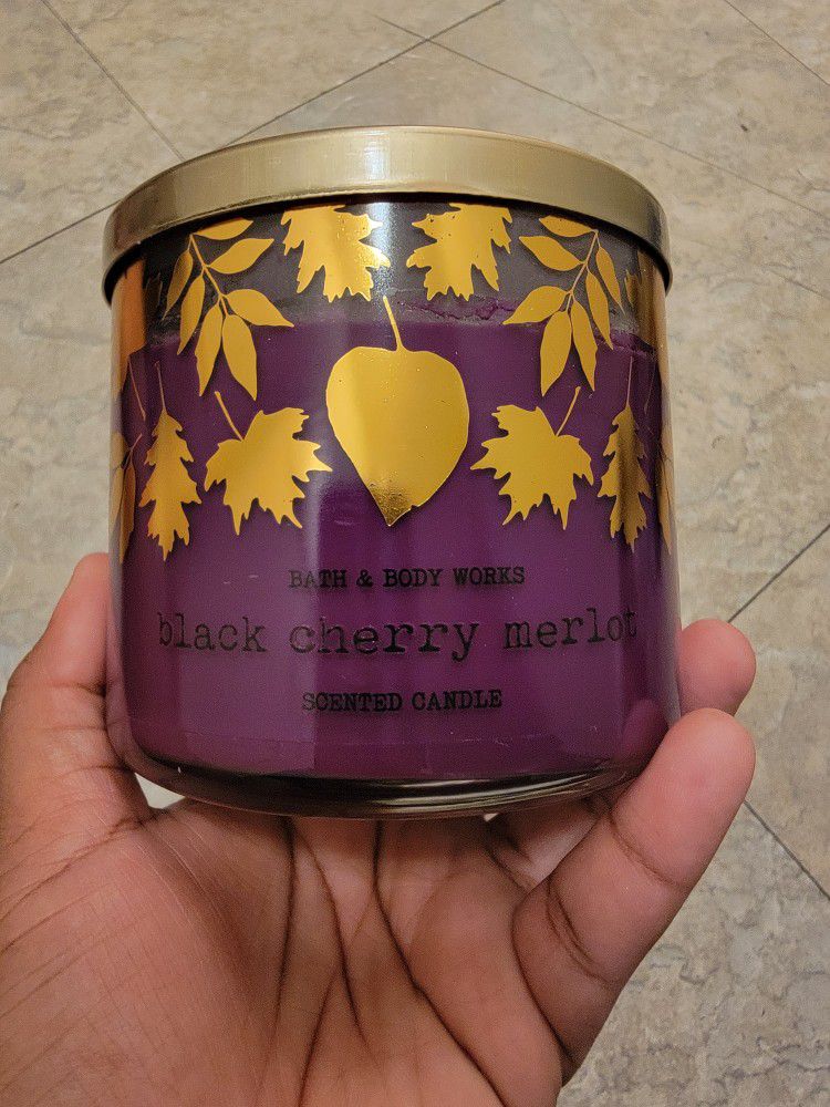 Bath And Body Works Candle- Black Cherry Merlot