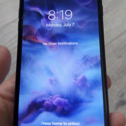 iPhone 7 Plus – Like New