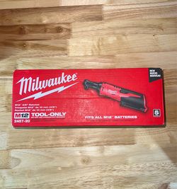 3/8 electric ratchet Milwaukee new tool only