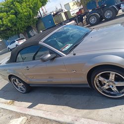 2009 Mustang  Convertible