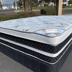 Queen Orthopedic Bamboo Pillow Top Mattress!!•~•~•