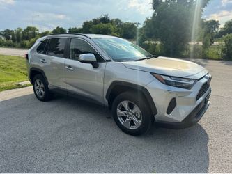 2025 Toyota Rav4 XLE Hybrid