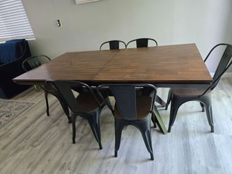 Dining table with chairs