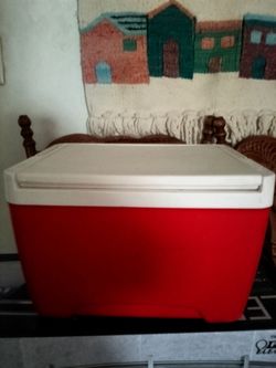 Ice chest