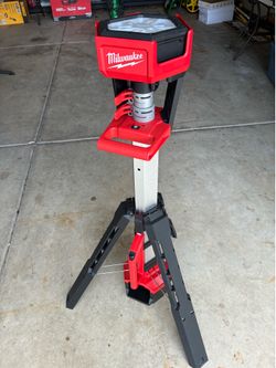 Brand new M18 18-Volt Lithium-Ion Cordless Rocket Dual Power Tower Light (Tool-Only)