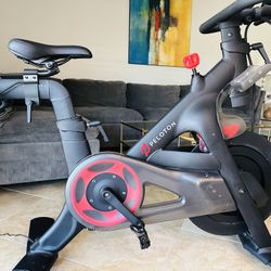 Peloton Bike 