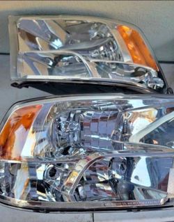 09-18 RAM Headlights Faros Calaveras Micas Luces Lamps