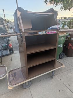 Metallic utility cart