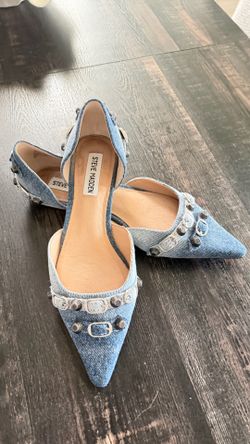 Steve Madden flat