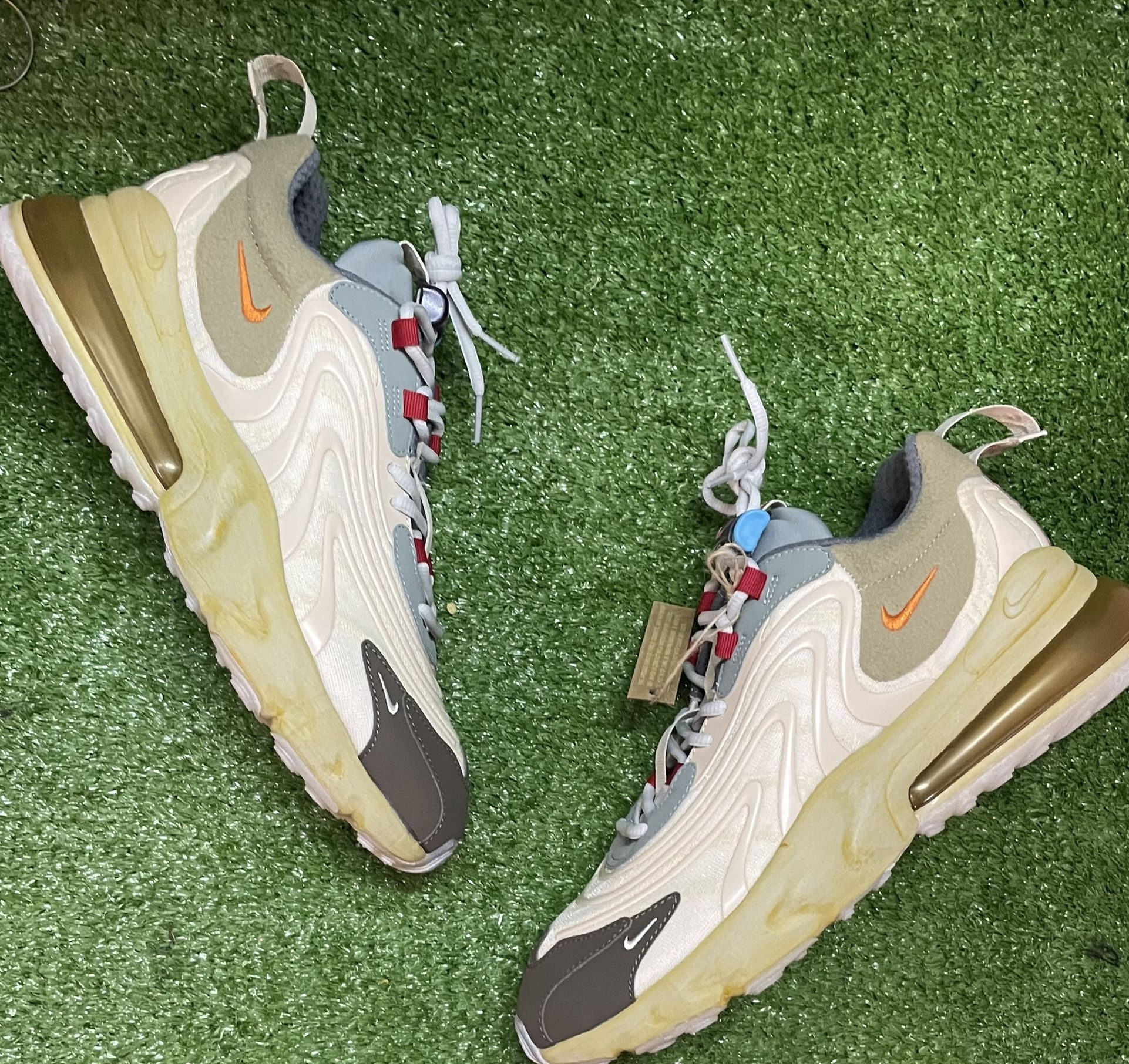 Travis Scott 270