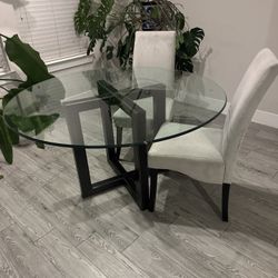 Dinning Table