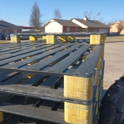Fibreglass 48/40 Pallets