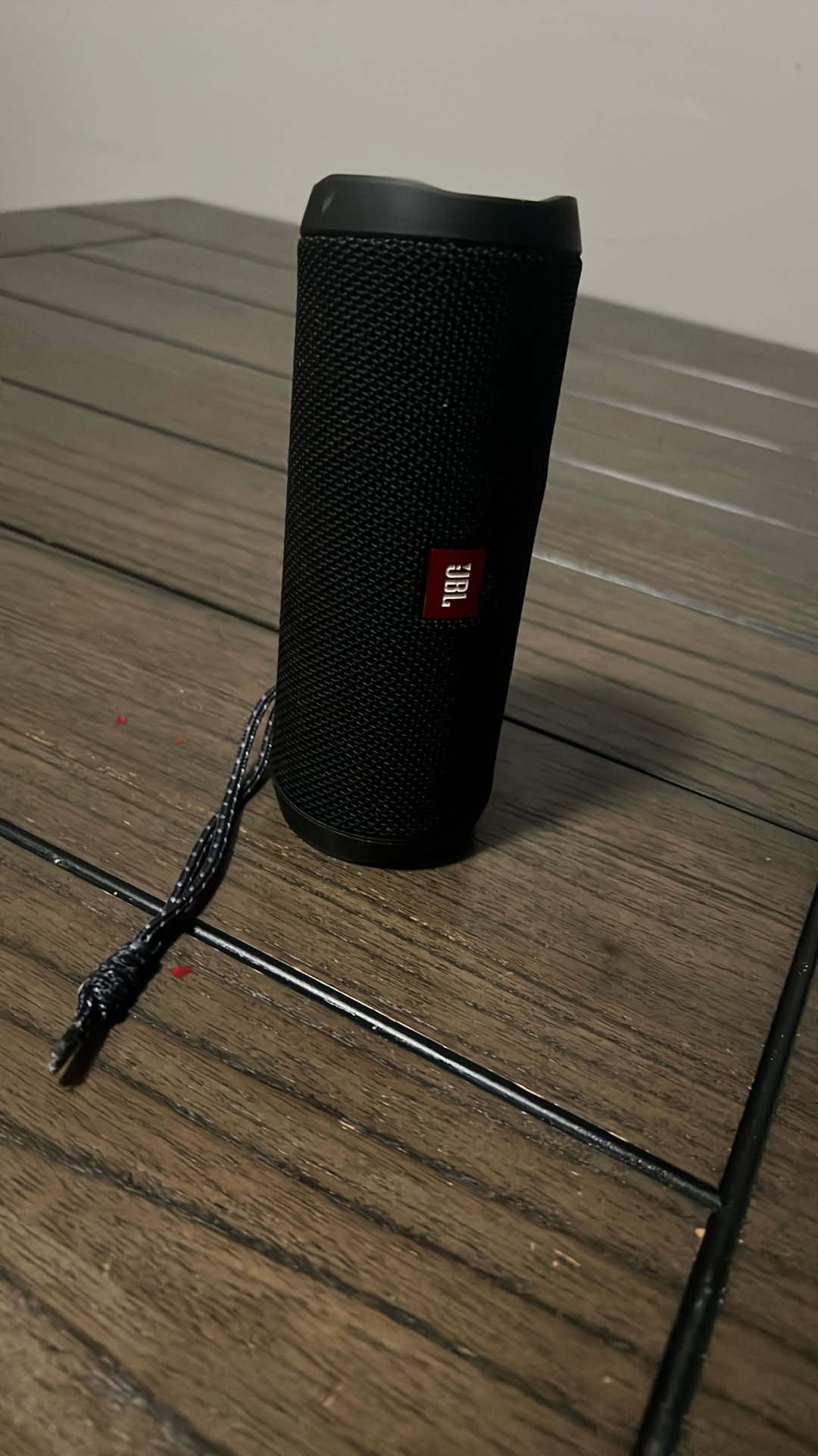 JBL Flip 4 Waterproof Portable Bluetooth Speaker