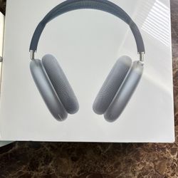 Sky blue AirPod Max