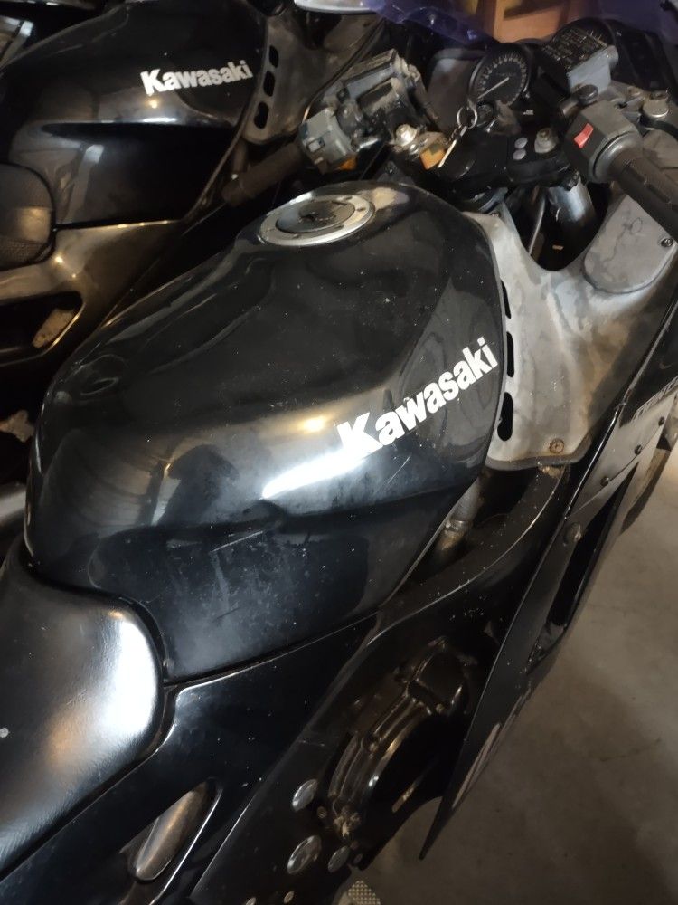 1992 Kawasaki ZX 1100 Ninja Fuel Tank