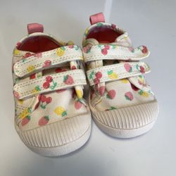 Cat And Jack baby shoes