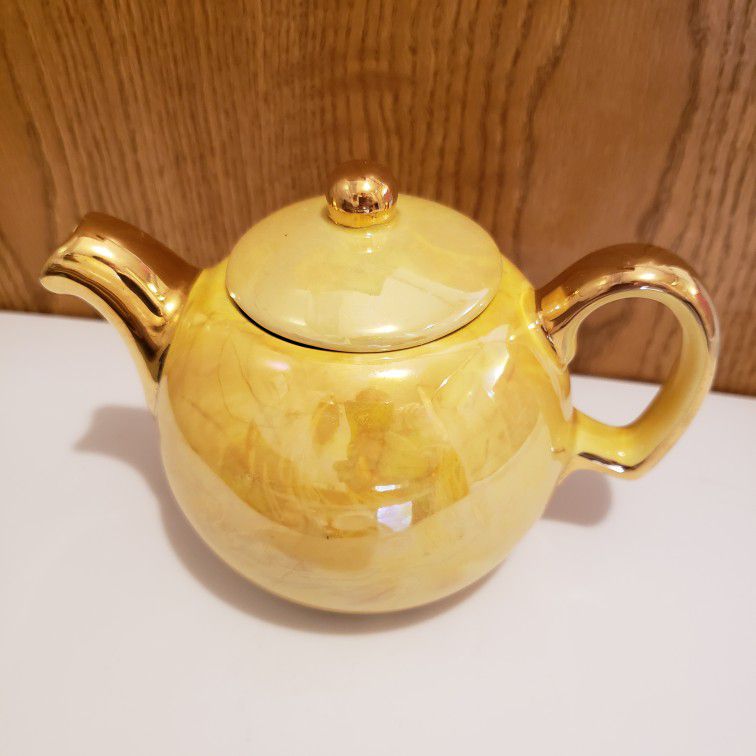 Yellow Lustreware Teapot with Gold Spout