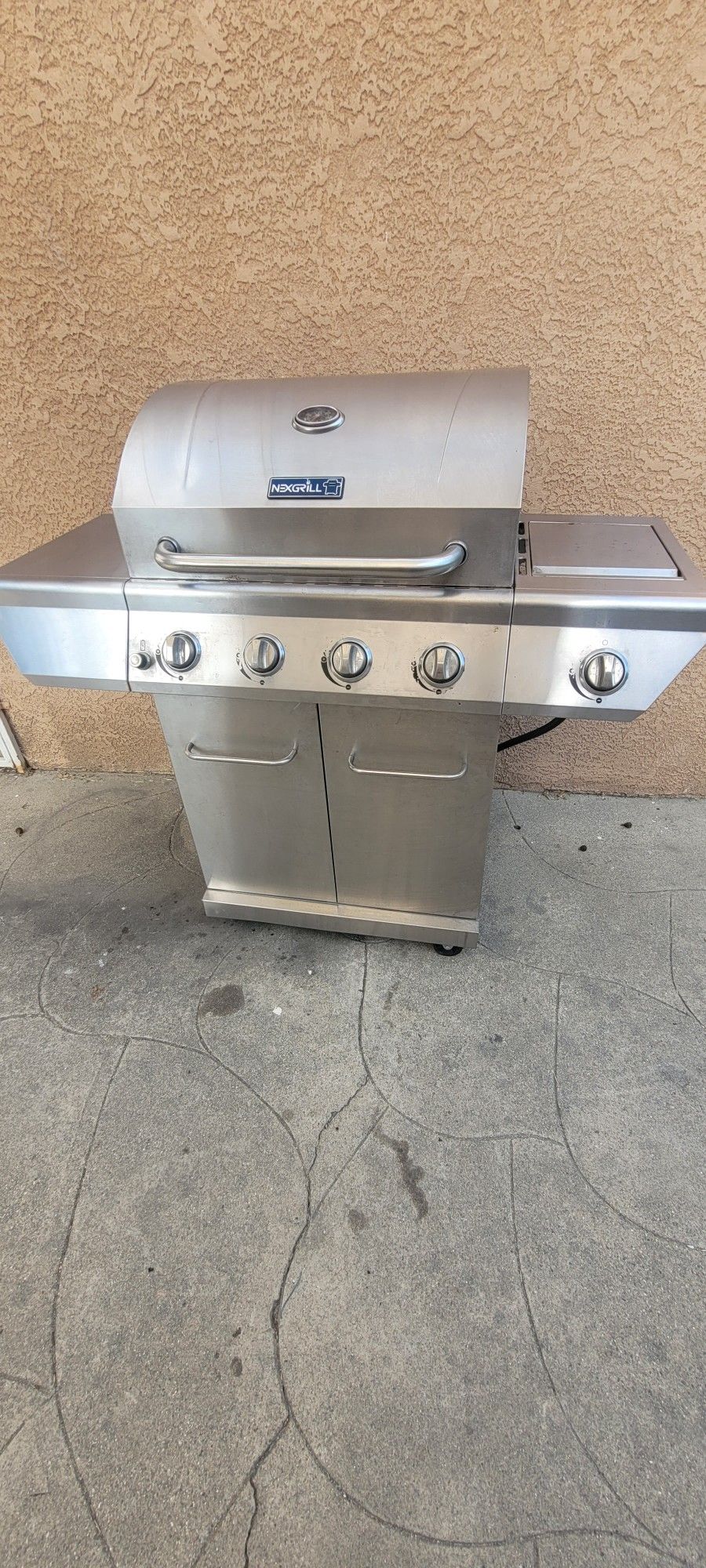 Championship Weekend Bbq Grill