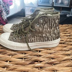Satin Textured converse