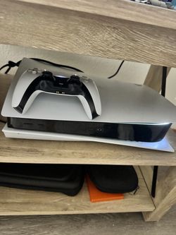Ps5 (with controller)