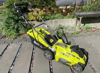 Ryobi Electric Lawn Mower